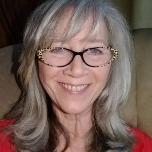 Meet your Posher, Leanne